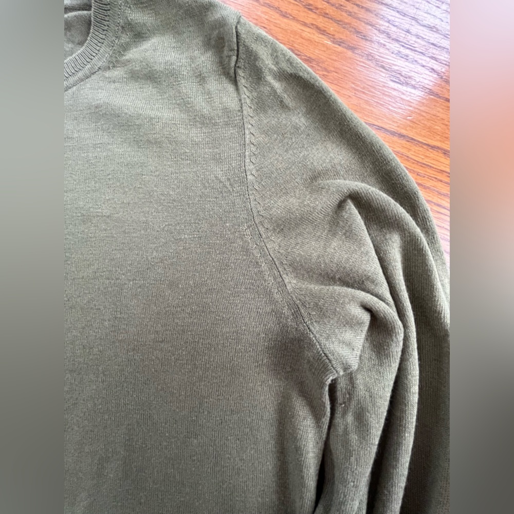 Massimo Dutti lightweight knit in Khaki. Silk cotton size M. Beautiful details. - Picture 9 of 9